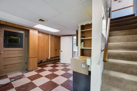 Entry Way - 526 Northridge Rd, Circleville, OH 43113 photo 3 of 4