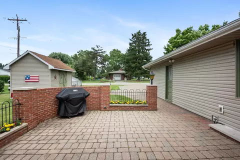 Exterior - 526 Northridge Rd, Circleville, OH 43113 photo 12 of 23