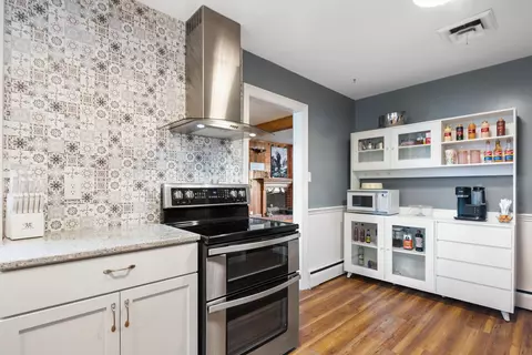 Kitchen - 526 Northridge Rd, Circleville, OH 43113 photo 2 of 4