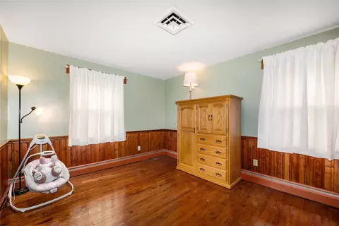 Bedroom - 526 Northridge Rd, Circleville, OH 43113 photo 6 of 9