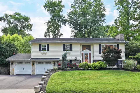 286 Beverly Pl, Worthington, OH 43085