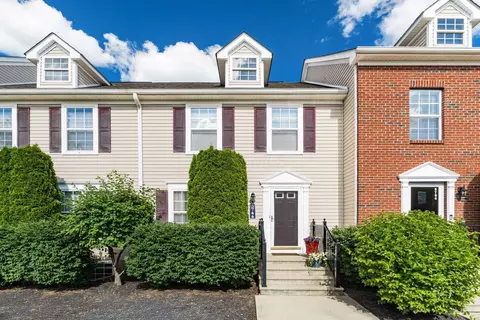 5766 High Rock Dr, Westerville, OH 43081
