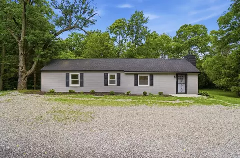311 N Park Dr, Baltimore, OH 43105