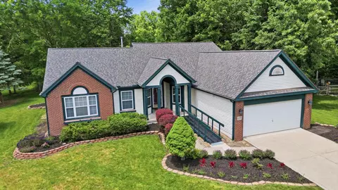 6598 Burbank Pl, Westerville, OH 43082