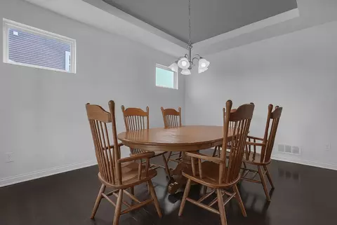 Dining - 5609 Meadowhaven Dr, Powell, OH 43065 photo 1 of 4