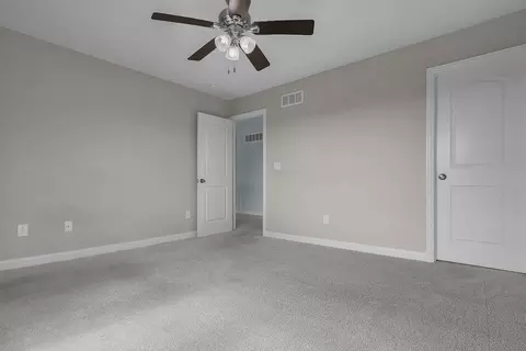 Bedroom - 5609 Meadowhaven Dr, Powell, OH 43065 photo 2 of 7
