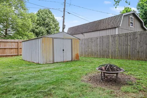 Exterior - 178 Cliffview Dr, Mount Sterling, OH 43143 photo 10 of 12