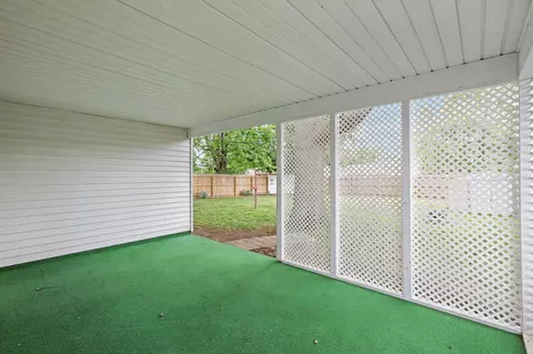 Exterior - 178 Cliffview Dr, Mount Sterling, OH 43143 photo 6 of 12