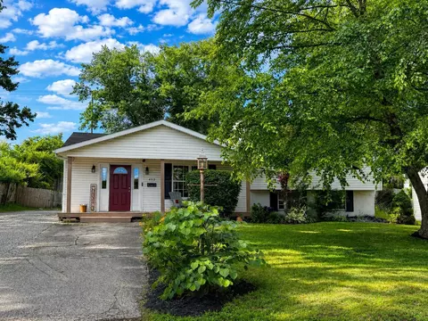 403 W South St, Mcarthur, OH 45651