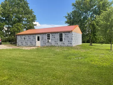 5695 County Rd 11, New Lexington, OH 43764