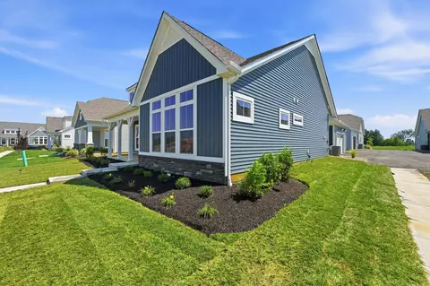 Exterior - 4541 Corsican E, Hilliard, OH 43026 photo 2 of 3