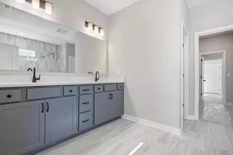 Entry Way - 4541 Corsican E, Hilliard, OH 43026 photo 6 of 6