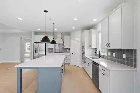 Kitchen - 4541 Corsican E, Hilliard, OH 43026 photo 3 of 3