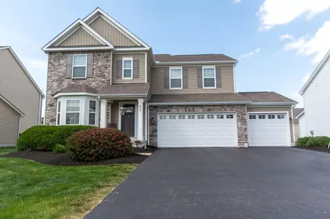 945 Farmington Ln, Delaware, OH 43015