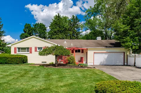 566 Kenwell Dr, Newark, OH 43055
