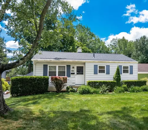1639 E Cooke Rd, Columbus, OH 43224