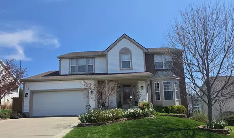 242 Trail Ct, Newark, OH 43055