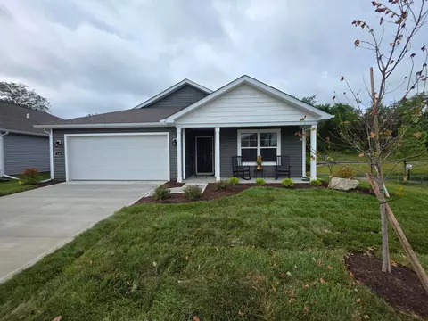 143 Vine Grove Dr, Circleville, OH 43113