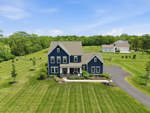 8580 Fitzhamon Dr, Plain City, OH 43064