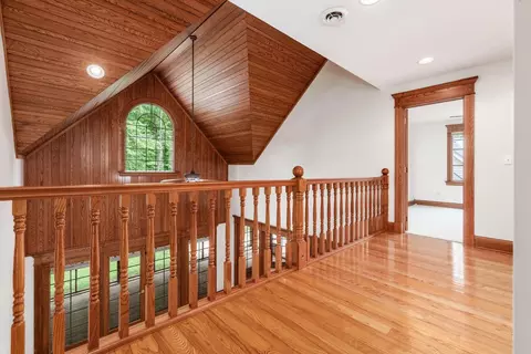 Entry Way - 770 Standpipe Rd, Jackson, OH 45640 photo 4 of 4