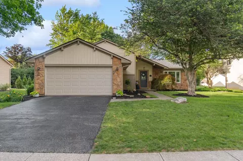 244 Waterford Dr, Dublin, OH 43017