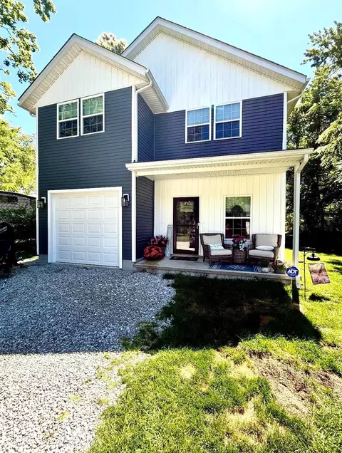 13428 Pine Rd NE, Thornville, OH 43076