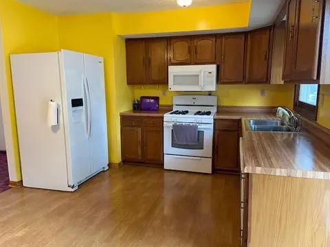 110 Rustic Dr, Circleville, OH 43113 photo 3