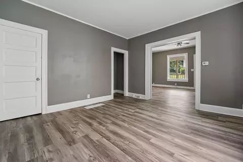 Living - 117- E 119 E Cecil St, Springfield, OH 45504 photo 8 of 10