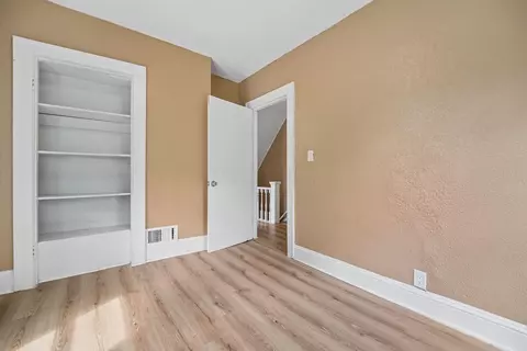 Bedroom - 117- E 119 E Cecil St, Springfield, OH 45504 photo 1 of 10