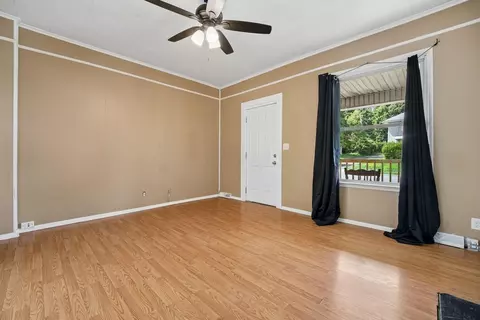 Living - 117- E 119 E Cecil St, Springfield, OH 45504 photo 3 of 10