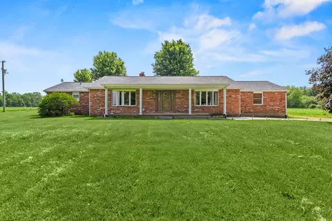5773 Short Rd, New Carlisle, OH 45344
