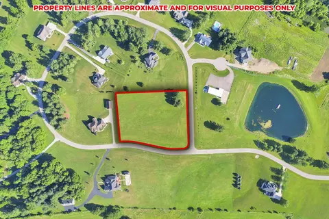 5996 Windy Hills Cir, Lancaster, OH 43130