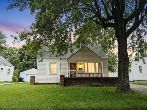 2207 Genessee Ave, Columbus, OH 43211