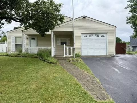 1831 Rock Creek Dr, Grove City, OH 43123