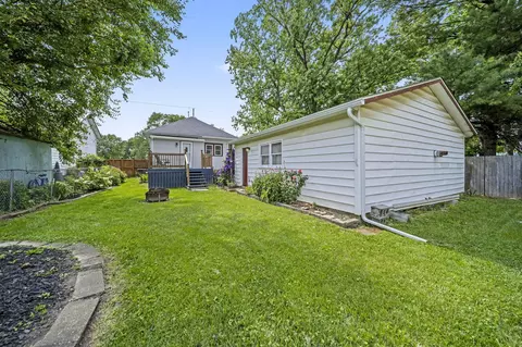 Exterior - 262 Barnhart St, Marion, OH 43302 photo 8 of 17