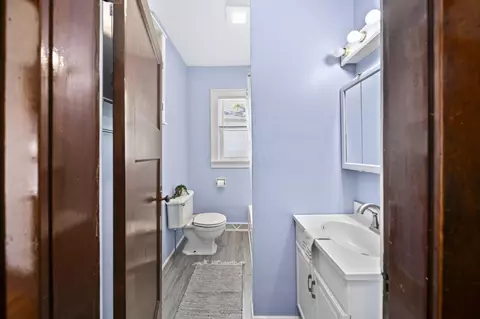 Bath - 262 Barnhart St, Marion, OH 43302 photo 1 of 5