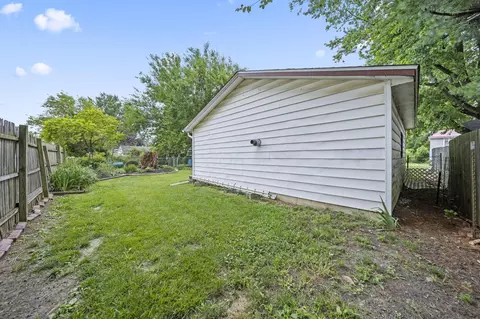 Exterior - 262 Barnhart St, Marion, OH 43302 photo 11 of 17