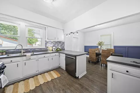 Kitchen - 262 Barnhart St, Marion, OH 43302 photo 5 of 7