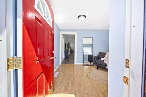 Entry Way - 262 Barnhart St, Marion, OH 43302 photo 1 of 5