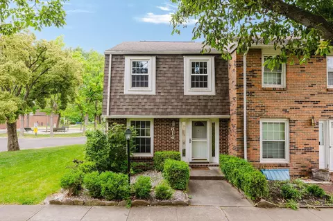 614 Dlyn St #H14, Columbus, OH 43228