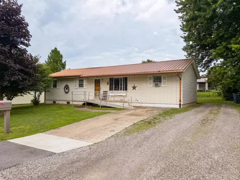 9859 Indian Lake Rd, Byesville, OH 43723