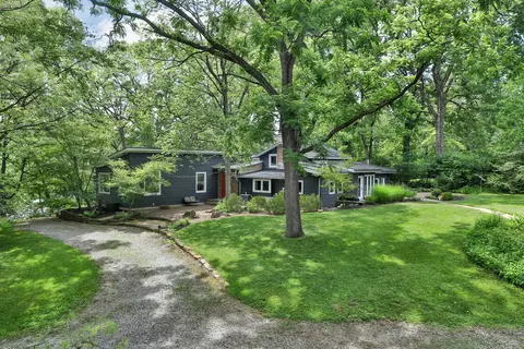 6889 Olentangy River Rd, Columbus, OH 43235