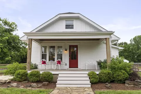 913 Groveport Rd, Canal Winchester, OH 43110