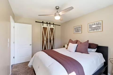 Bedroom - 2917 Mystic Ln, Springfield, OH 45503 photo 4 of 5