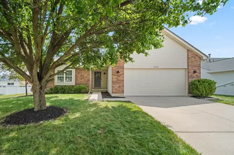 2318 Faircreek Ridge Dr, Fairborn, OH 45324