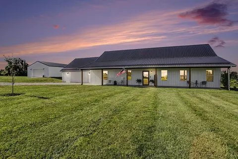 7101 Pleasantview Rd SE, Bremen, OH 43107