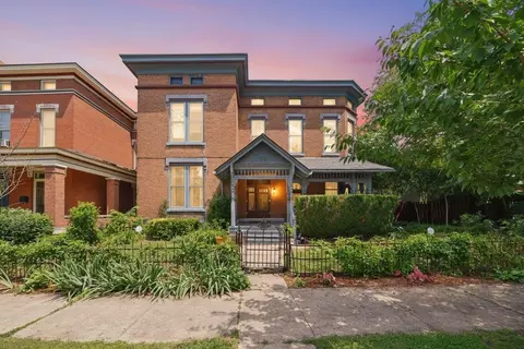 40 Smith Pl, Columbus, OH 43201