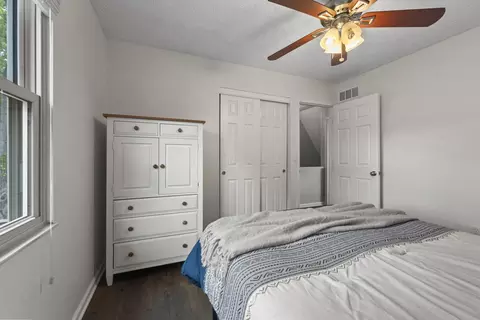 Bedroom - 3688 Carnforth Dr, Columbus, OH 43221 photo 4 of 4
