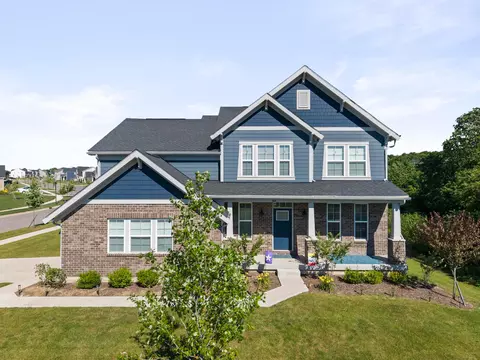 3011 Stockdale Farms Dr, Delaware, OH 43015