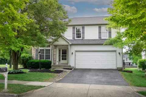 406 Western Dreamer Dr, Delaware, OH 43015